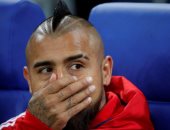 فيدال يلمح للاعتزال الدولى بعد فشل تشيلى فى التأهل إلى كأس العالم