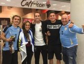 جريزمان يرتدى قميص منتخب أوروجواى من أجل عيون جودين 