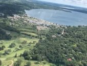 "ميرور" تبث فيديو سقوط هاتف آيفون من طائرة على ارتفاع 500 قدم و"متكسرش"