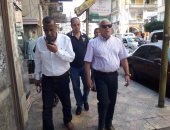 بالصور .. محافظ بورسعيد يكلف الأجهزة التنفيذية بإزالة الإشغالات بحى العرب