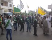 بالفيديو والصور.. مشاركة السيدات والأطفال والشيوخ فى موكب الدسوقى وفرحة ببدء المولد