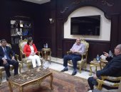 محافظ البحر الأحمر يستقبل نائب وزير الزراعة بالغردقة