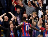 شاهد.. كريستال بالاس ينهى صيام 7 مباريات بدون تسجيل بهدفين أمام تشيلسي