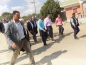 بالصور.. وزير النقل يتفقد الطريق الدائرى الإقليمى بمدينة السادات فى المنوفية