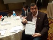 النائب خالد بشر يوقع استمارة "علشان تبنيها" لترشيح السيسى لفترة ثانية