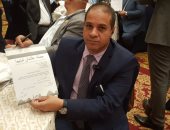 النائب جمال كوش يوقع على استمارة "علشان تبنيها" لترشيح السيسى لفترة ثانية