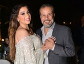 بالصور.. شريف منير يحتفل بخطوبة ابنته "أسما" على الفنان محمود حجازى