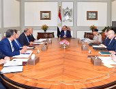 السيسى يشيد ببطولة الجيش والشرطة بسيناء ويناقش تدشين مدينة العلمين الجديدة