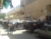 شكوى من تجمع التكاتك أمام محطة مترو حدائق المعادى