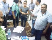 بالصور.. قيادات مستقبل وطن بالبحر الأحمر توقع استمارة "علشان تبنيها"