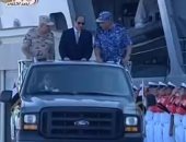 الرئيس يسلم قادة الوحدات البحرية الجديدة مصاحف وأعلاما إيذانا ببدء مهامهم