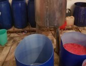 بالصور.. ضبط مصنع غير مرخص لمستحضرات التجميل فى الإسكندرية