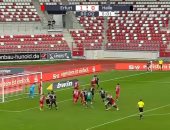 بالفيديو.. حارس مرمى يسجل هدف الأنقاذ لفريقه بالدقيقة 95 بالدورى الألمانى