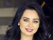 هبة مجدى ابنة يحيى الفخرانى فى مسلسل "بالحجم العائلى"