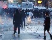 بالصور.. اشتباكات عنيفة بين جماهير مارسيليا والشرطة قبل مواجهة سان جيرمان