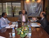 محافظ أسوان: تنظيم ملتقى لتوظيف الشباب بمشاركة 24 شركة 