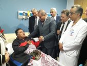 رئيس جامعة الأزهر يتفقد مستشفى الحسين الجامعى