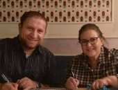 دلال عبد العزيز تنضم لأبطال "سوق الجمعة"