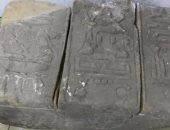 بالصور.. ضبط مدرس وعاطل لقيامهما بالتنقيب والاتجار في قطع يشتبه في آثريتها