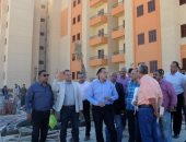 بالصور.. وزير الإسكان: الانتهاء من تشطيب 8 آلاف شقة بأكتوبر ديسمبر المقبل