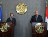 سامح شكرى: مصر تكثف جهودها لمواجهة الهجرة غير الشرعية وحل أزمة ليبيا سياسيا