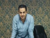 النقيب محمد الحايس: "أنا بخير وسأستكمل العلاج فى مصر" (فيديو)