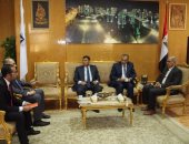 رئيس جامعة كفر الشيخ يبحث سبل التعاون مع البنك الأهلي 
