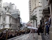 بالصور.. تظاهرات لراقصات البالية بريو دى جانيرو احتجاجا على تأخر صرف رواتبهم