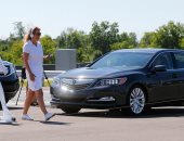 ترامب يرفض خطة تتيح تحدث السيارات مع بعضها لمنع الحوادث