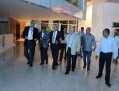 بالصور.. محافظ جنوب سيناء يتفقد مركز العمليات وقاعة المؤتمرات بشرم الشيخ