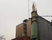 بالصور.. إيران تحتفل بذكرى اقتحام السفارة الأمريكية باستعراض صاروخ باليستي