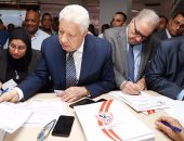 بالصور.. مرتضى منصور يتقدم بأوراق ترشحه لرئاسة الزمالك