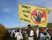 بالصور.. تظاهرات فى ألمانيا احتجاجا على استمرار التنقيب عن الفحم بأحد المناجم