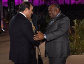 بالفيديو.. السيسى يستقبل رئيس الجابون بمدينة شرم الشيخ 