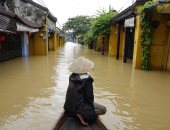 بالصور.. ارتفاع حصيلة ضحايا الإعصار "دامرى" فى فيتنام لـ49 قتيلا