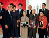 بالصور.. الرئيس الأمريكى يلتقى أسر اليابانيين المختطفين فى كوريا الشمالية