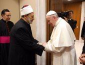 بالصور.. قضايا نشر السلام والتسامح تتصدر مباحثات شيخ الأزهر وبابا الفاتيكان