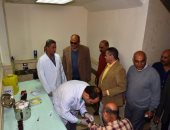 محافظ مطروح يتابع حملة المسح الشامل للكشف عن فيروس "سى"