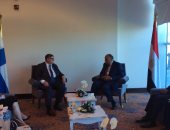 سامح شكرى يطلع وزير خارجية فنلندا على جهود مصر لمكافحة الهجرة غير الشرعية
