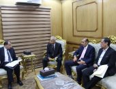 رئيس جامعة بنى سويف: تفعيل بروتوكول التعاون بين الجامعة وبنك مصر