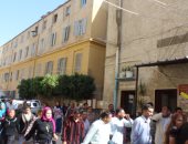 بالصور.. تجربة لإخلاء مبنى مديرية التربية والتعليم بأسيوط استعدادًا للطوارئ