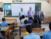 وكيل تعليم الفيوم يتفقد مدارس إدارة غرب ويشدد على الاهتمام بالنظافة