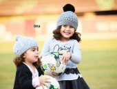 عماد متعب ينشر صور ابنتيه خلال مران الأهلى
