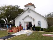 بالصور.. ترميم كنيسة تكساس وقس يدعو لهدمها بعد مقتل 26 شخصا  