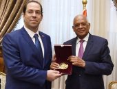 صور.. على عبد العال يلتقى رئيس وزراء تونس فى أول زيارة رسمية له لمصر