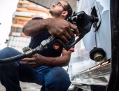 الإمارات تخفض أسعار البنزين والديزل الأحد المقبل