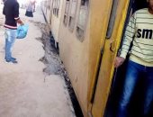 صور.. اضبط مخالفة.. محطة قطار أبوزعبل بلا مزلقان والأرصفة مكسرة