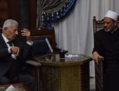 مكرم محمد أحمد يلتقى الطيب.. ويؤكد :نرفض استضافة الإعلام لأصحاب الفتاوى الشاذة 