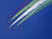 عروض عسكرية جوية بالإمارات احتفالا بطائرات ميراج 2000 - 9 الصينية.. صور