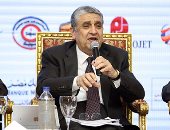 وزير الكهرباء يستعرض تحديات قطاع الطاقة المصرى خلال مؤتمر إفريقيا 2017‎